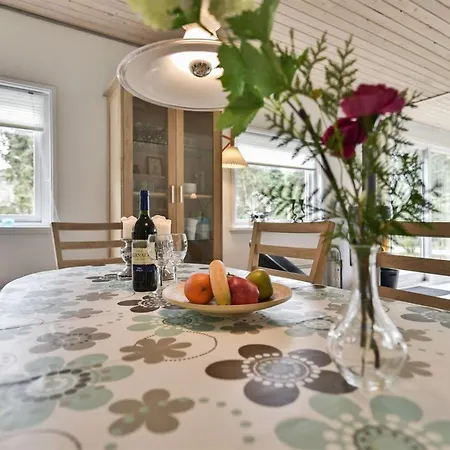 Locan - 1-2km From The Sea By Interhome *