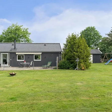 Casa vacanze Locan - 1-2km From The Sea By Interhome