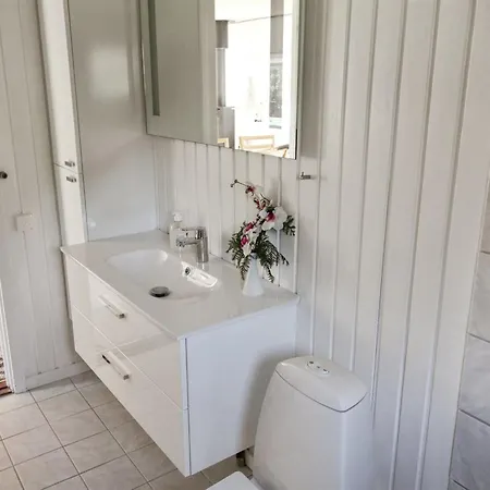 Locan - 1-2km From The Sea By Interhome Feriehus *