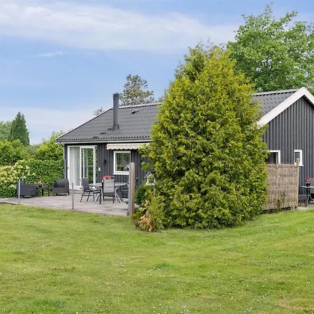Locan - 1-2km From The Sea By Interhome Feriehus *